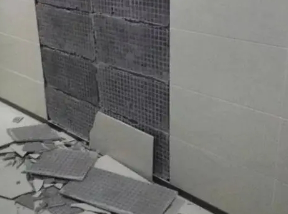 二七瓷砖空鼓维修公司分享下二七墙砖松动维修的知识